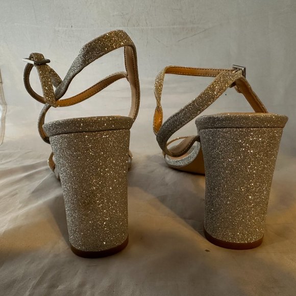 BADGLEY MISCHKA JEWEL Rayla Evening Sandals, Silver Fabric Women Size 10 M NEW - Picture 4 of 6